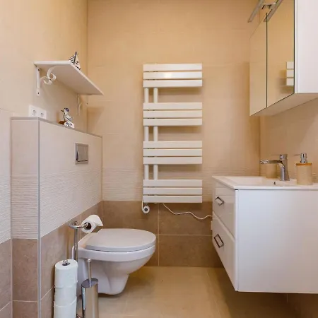 Honey By Interhome *